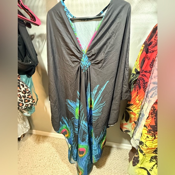 Boutique Other - ⚡️ Peacock Print Kaftan Cover Up Gray Blue Beach Resort Maxi Kimono